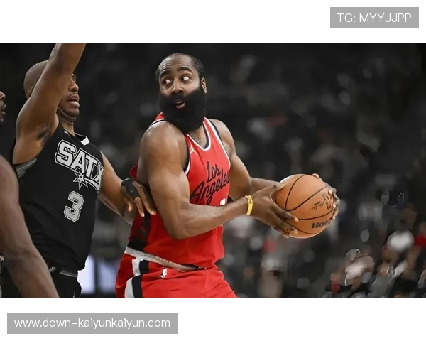 快船送走哈登祖巴茨保罗，彻底重建囤积未来选秀资产